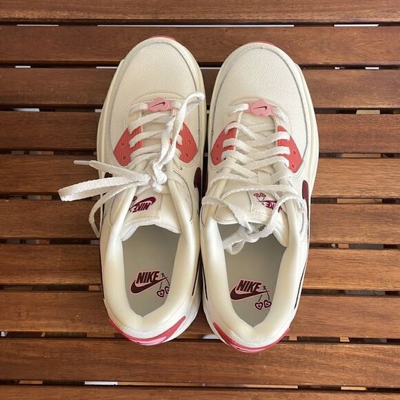 Nike Air Max 90 LV8 SE Valentine's Day 2024 US Women 9/UK6.5/EU40.5(FZ5164-133) - Picture 5 of 13